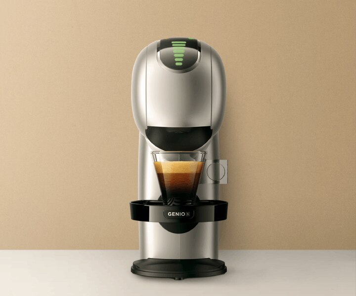 Primer plano Cafetera Genio S Touch NESCAFÉ Dolce Gusto